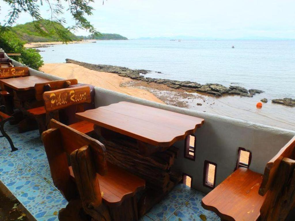 Pikun Resort Ко Ларн Екстериор снимка